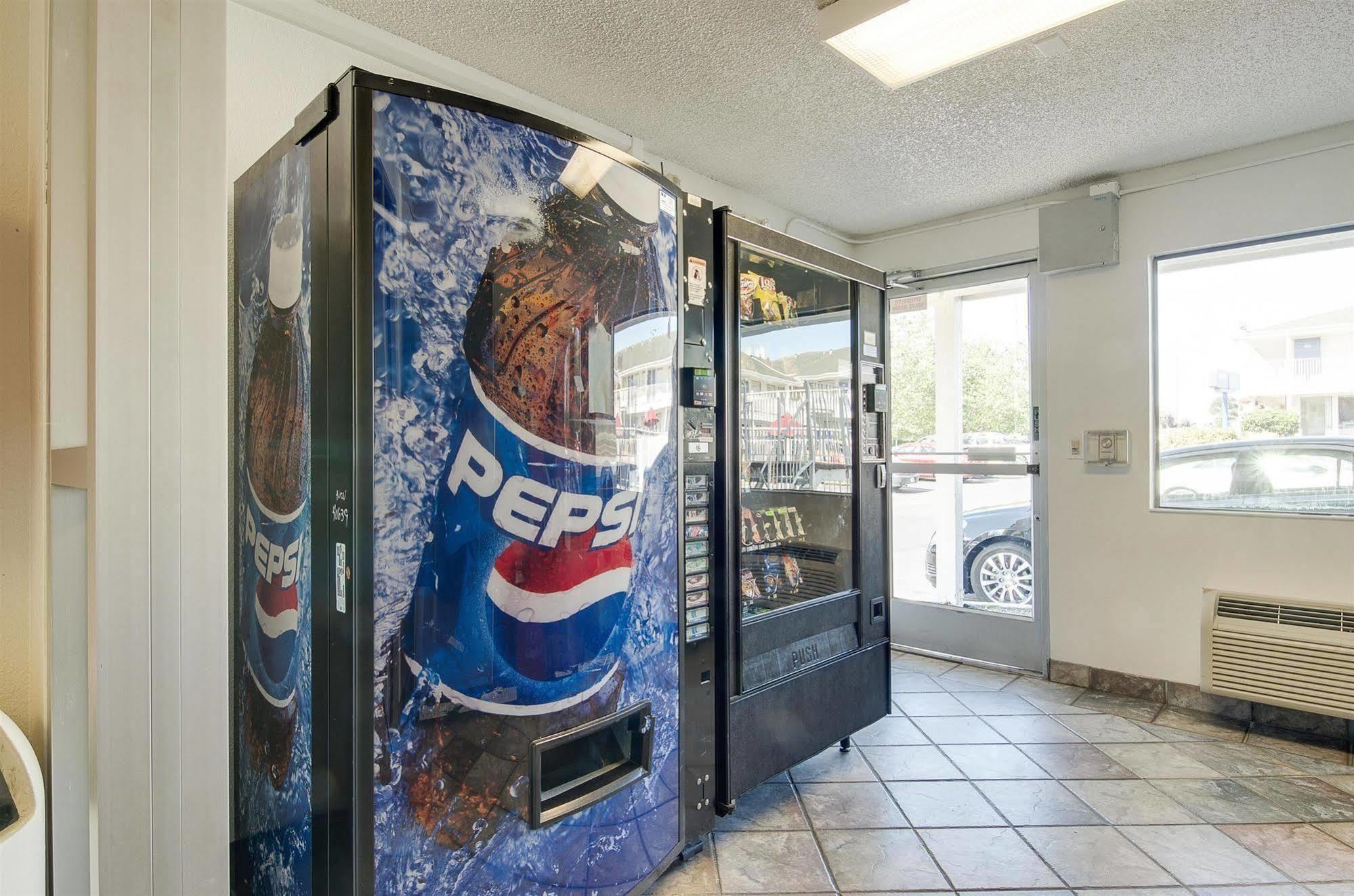 Motel 6-Tacoma, Wa - South 외부 사진
